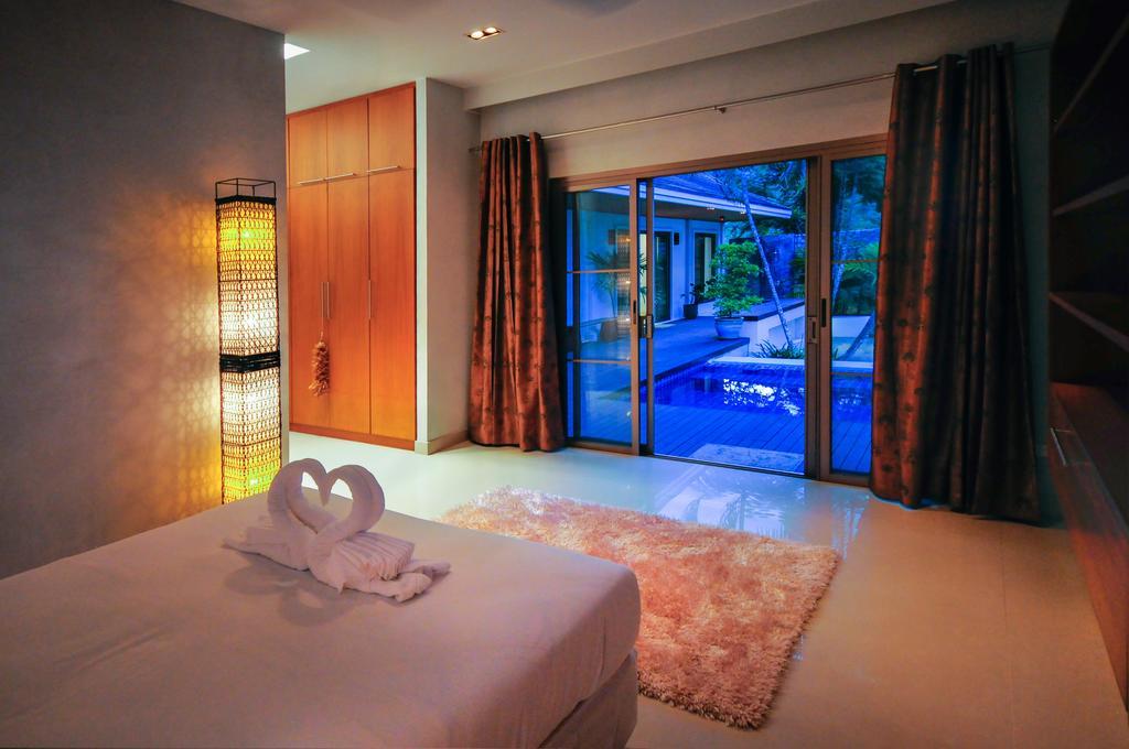 Nai Harn Beach Villa Экстерьер фото